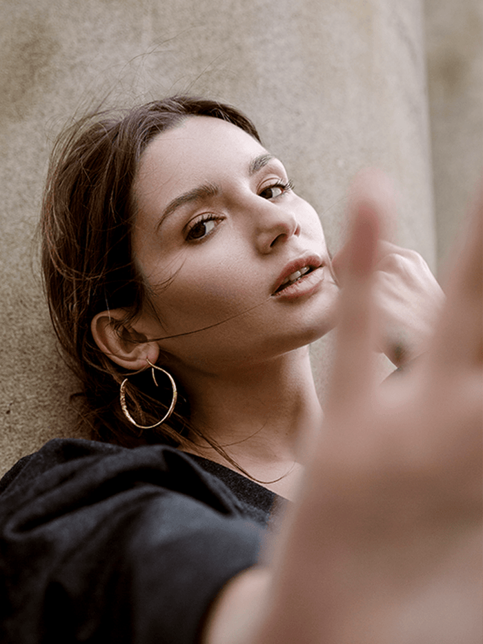 Kendall jenner green earrings deals